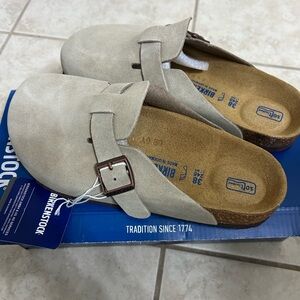 Birkenstock Taupe Boston Clogs size 38